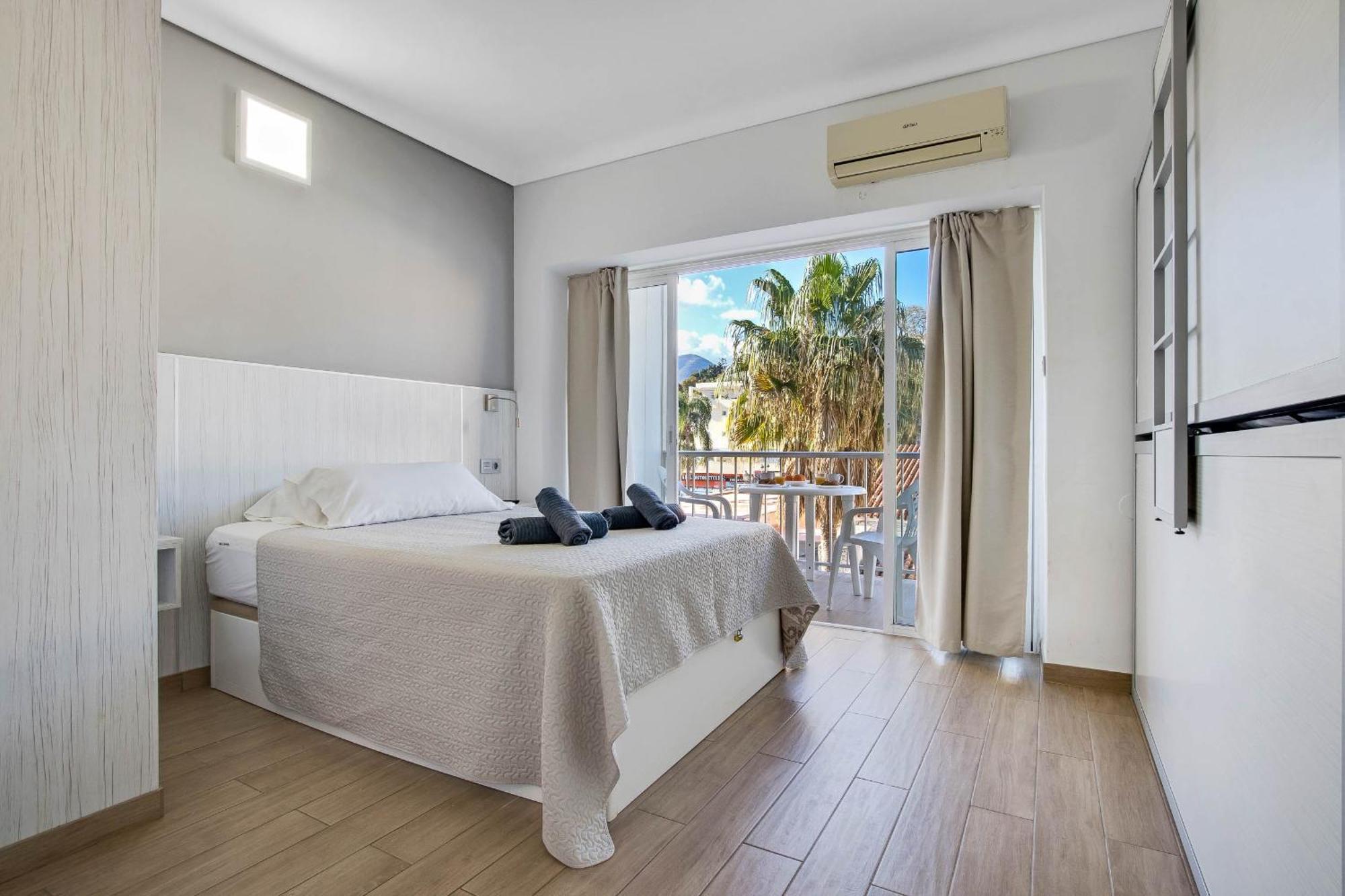 Carihuela Palace 418 By Ivi Real Estate Torremolinos Esterno foto