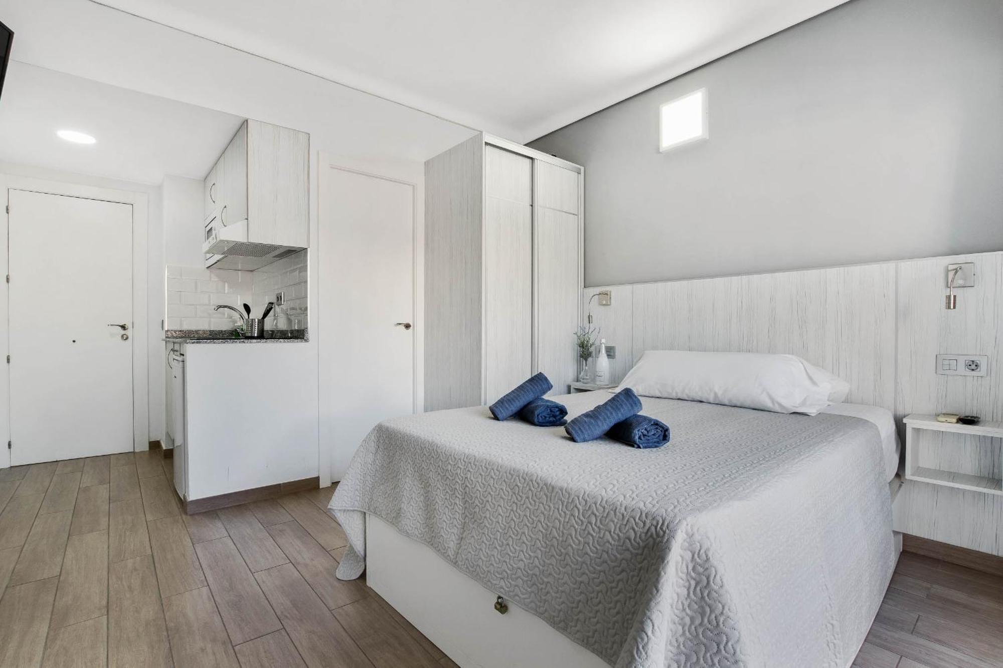 Carihuela Palace 418 By Ivi Real Estate Torremolinos Esterno foto